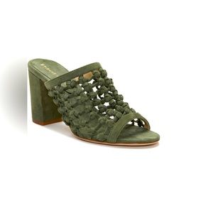 Etienne Aigner Sandal